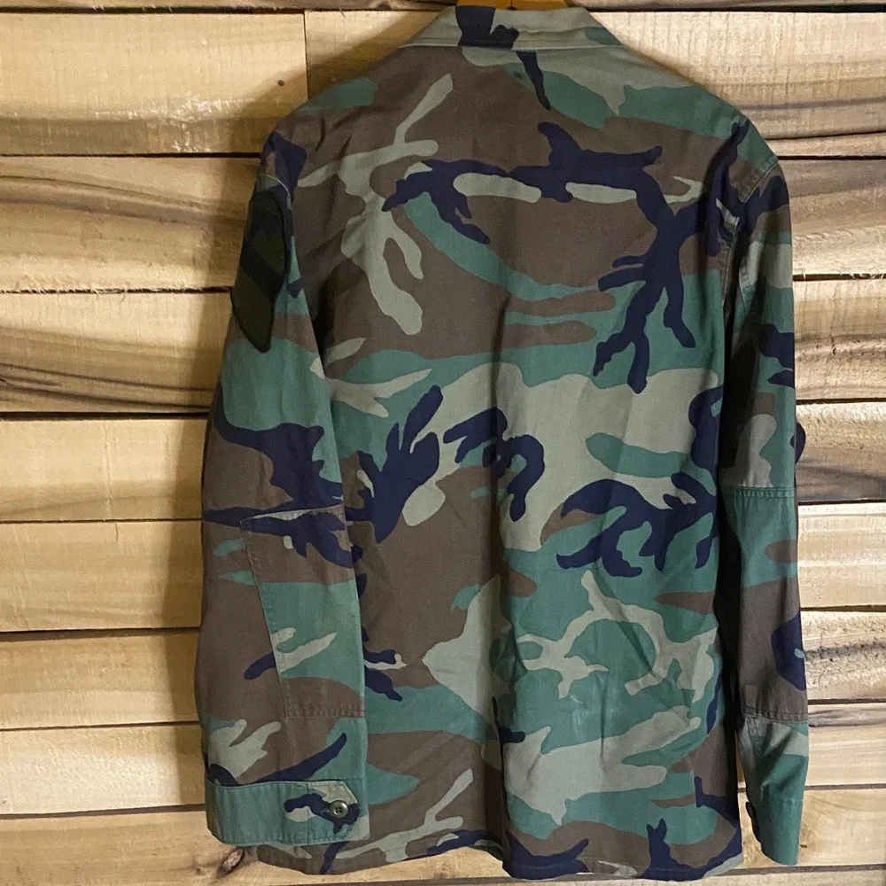 Vintage Woodland Camouflage Military Jacket subdued 1st Cavalry Division Large - Picture 8 of 9